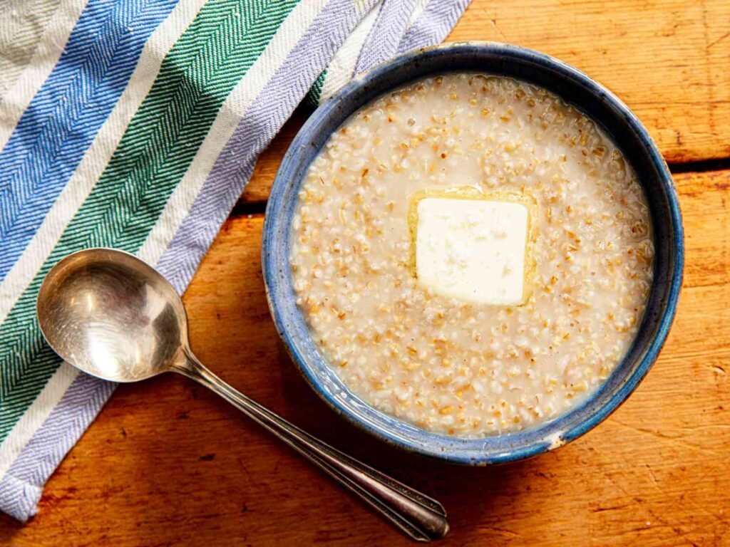 5 Ways to Use Oats That Make Breakfast and Baking Better