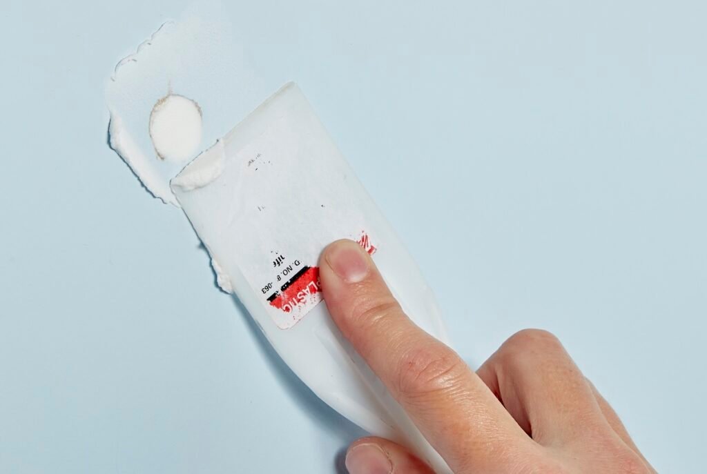 The Dos and Don’ts of Repairing Drywall