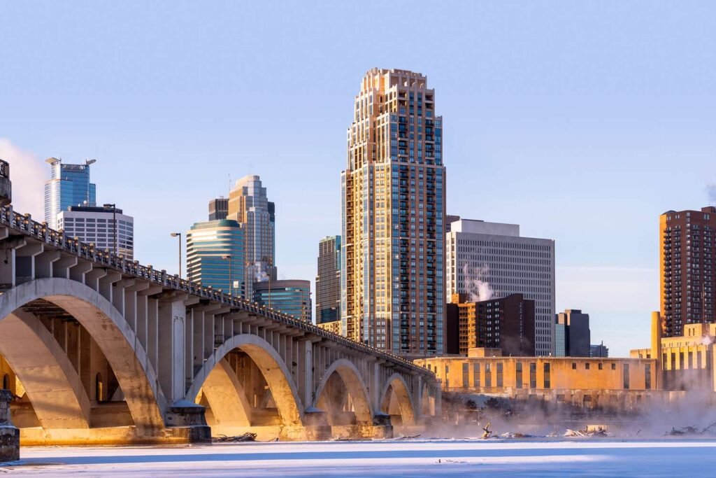 10 Cheapest Places to Travel in the U.S. This December