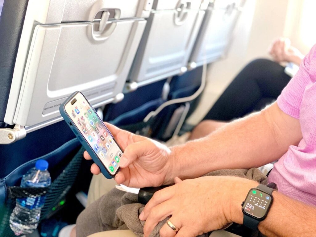 Phone Hacks to Save Time and Money on Your Next International Trip -