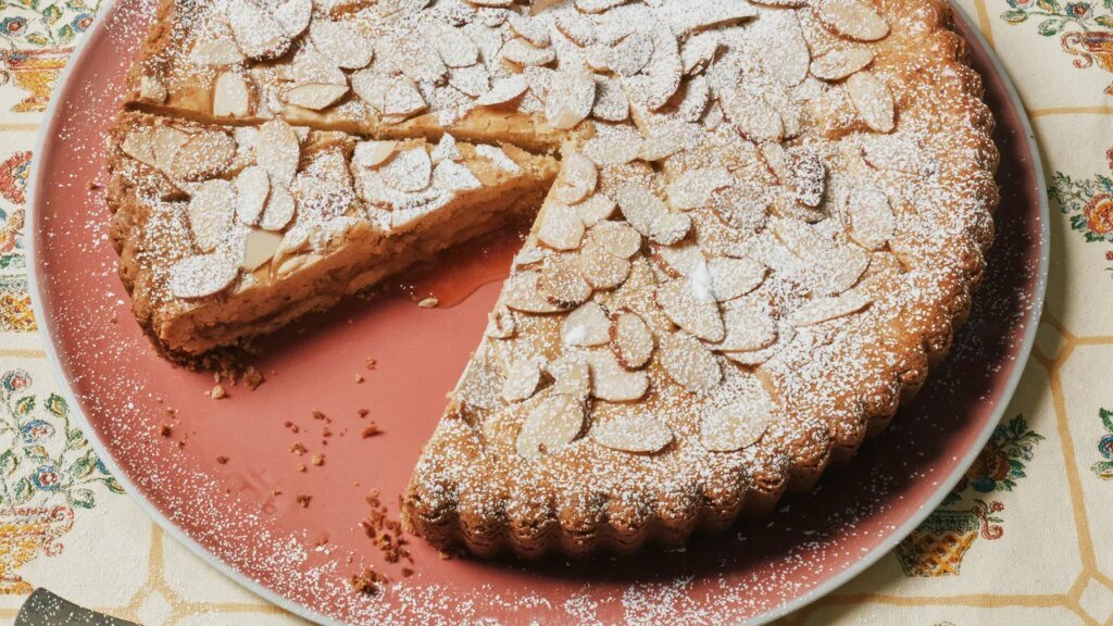 Almond-Apricot Crostata Recipe | Epicurious