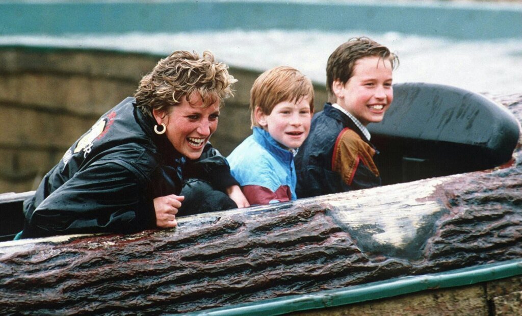 Four Fun Things | Cup of Jo