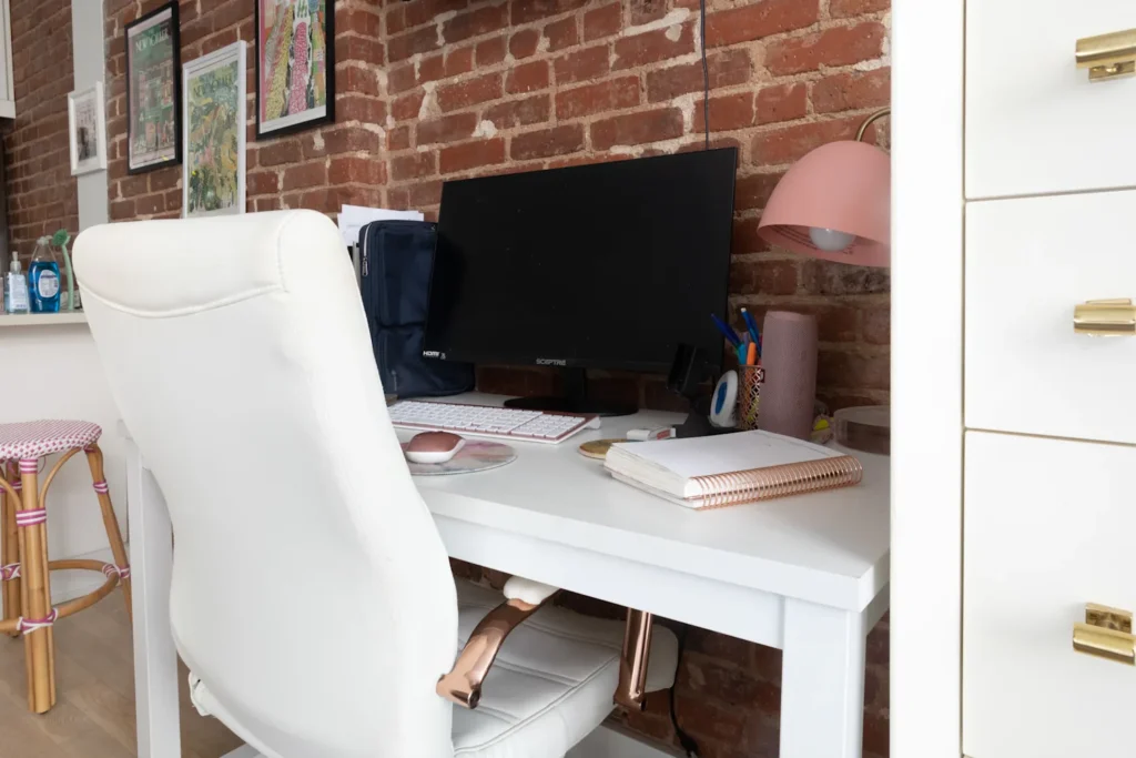 17 Comfortable Office Chairs That Are Perfect for Your Work-from-Home Setup 17 Comfortable Office Chairs That Are Perfect for Your Work-from-Home Setup