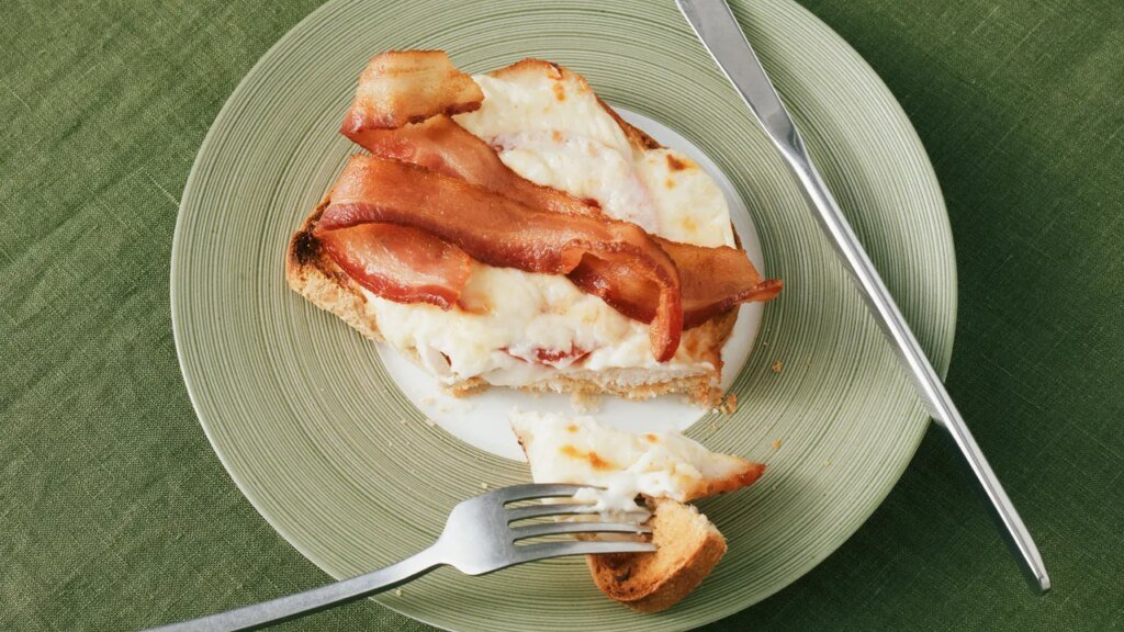 Classic Kentucky Hot Brown Recipe