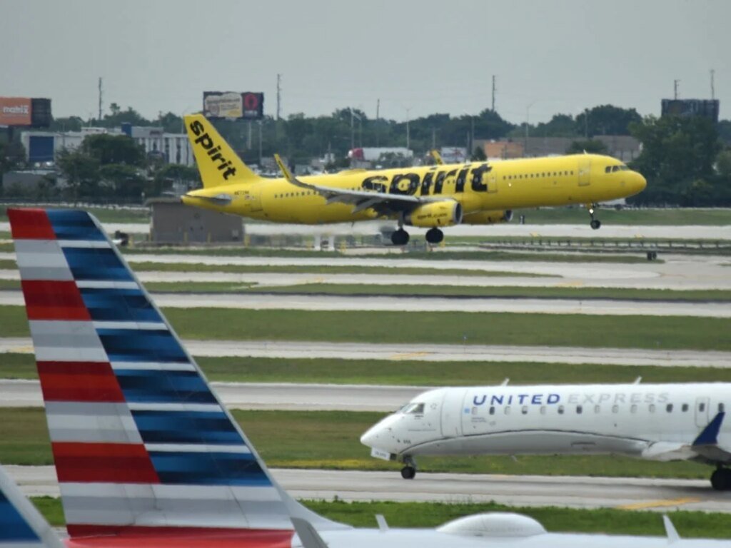 Spirit Airlines Shutdown Leaves Airports and Cities Scrambling -