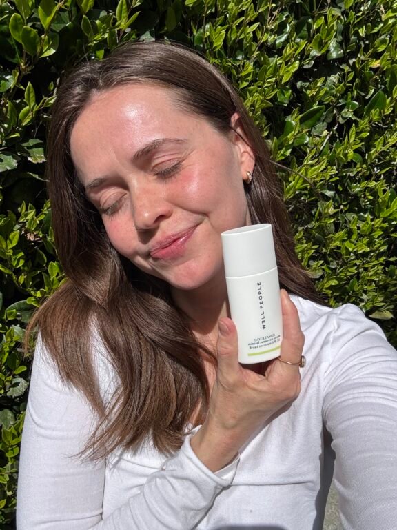 10 Best Nontoxic Sunscreens For Your Face (Summer 2026) 10 Best Nontoxic Sunscreens For Your Face (Summer 2026)