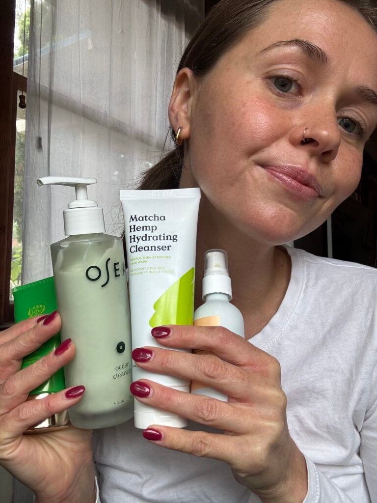 7 Best Nontoxic Face Washes Reviewed By Our Editor (2026)