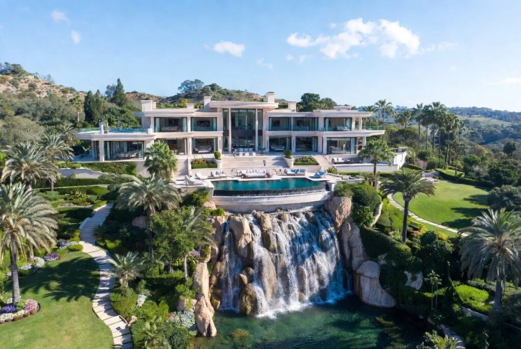 How The Rich Justify Buying $9+ Million Homes They Barely Use How The Rich Justify Buying $9+ Million Homes They Barely Use