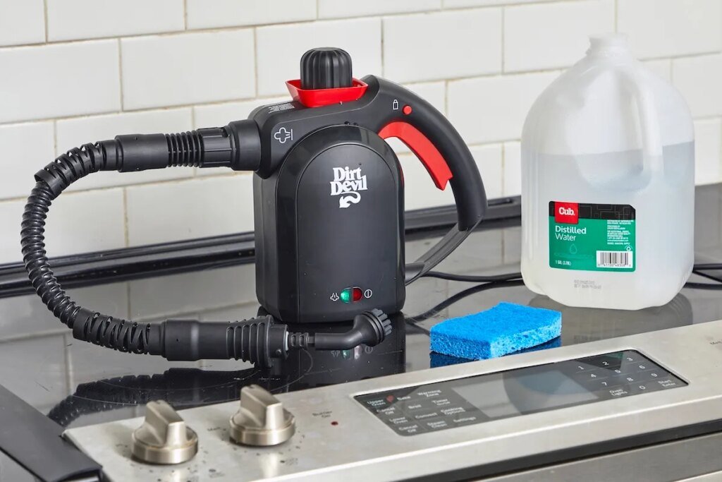How to Steam Clean an Oven How to Steam Clean an Oven